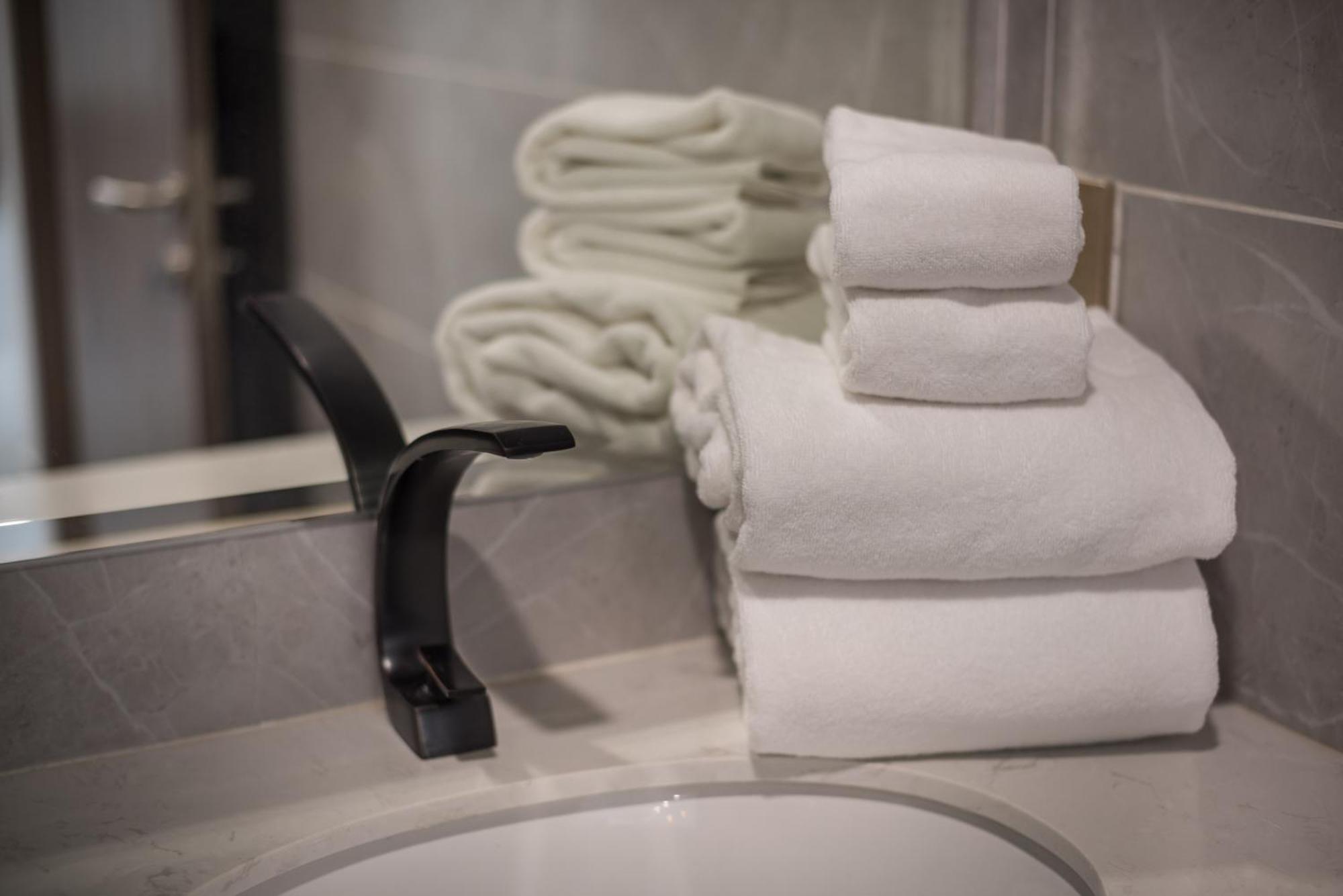 Amata Residence Phnompen Szoba fotó